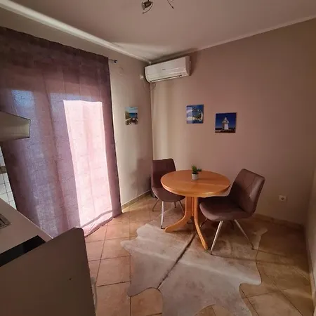 Neda Apartment